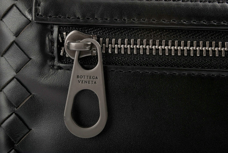 Bottega Veneta intrecciato messenger bag BV399804 black - Click Image to Close